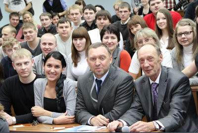 На Красноярском форуме студенты смогли пообщаться с Олегом Дерипаской