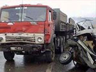 Пять человек погибли в автокатастрофе на трассе в Хакасии