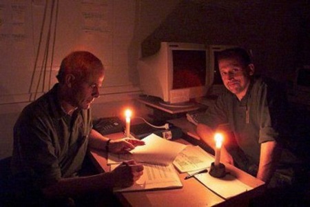 В Хакасии должников за электричество обещают оставить без света в Новогоднюю ночь