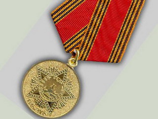 В День Отечества ветераны ВОВ получат первые юбилейные медали