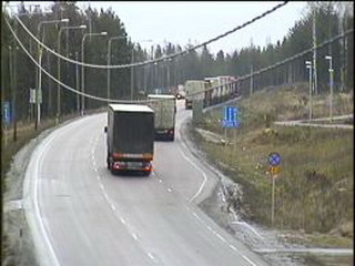 Пробка из грузовиков под Красноярском растет
