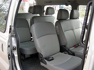 В Хакасии в 2011 году три многодетных семьи получат по микроавтобусу