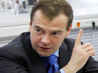 Медведев готов создать свою партию