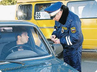 В Хакасии водитель хотел откупиться за выезд на "встречку"