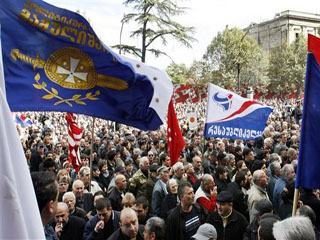 Оппозиция рассчитывает сорвать празднества по случаю Дня независимости Грузии