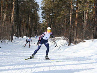 Ольга Щучкина завоевала третью золотую медаль на Кубке Хакасии по лыжным гонкам 