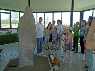 Дети-инвалиды Хакасии побывали в музее Хуртуях-Тас