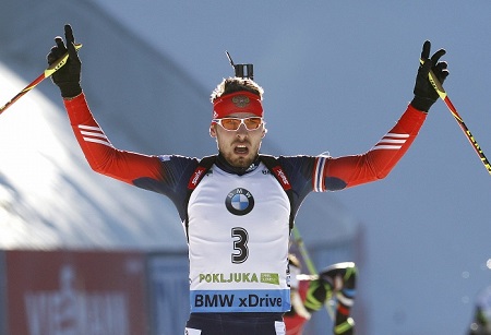 Мужская сборная России выиграла эстафету на этапе Кубка мира по биатлону