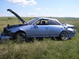 В Хакасии пьный водитель без прав перевернулся на автомобиле