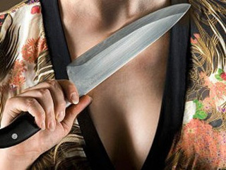 В Абакане женщина пырнула ножом сожителя