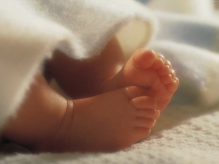 В Хакасии мать оставила новорожденного умирать в ведре с отходами