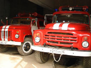 Пожарные дежурят в Девятом поселке Черногорска