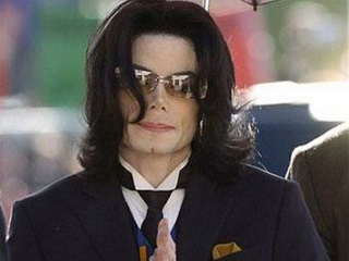 Майкл Джексон лишил своего отца наследства