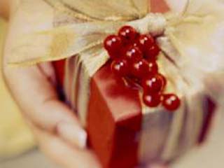 Молодые мамы Аскизского района получают подарки 