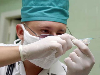 Массовые прививки против гриппа H1N1 начнутся до конца этого года