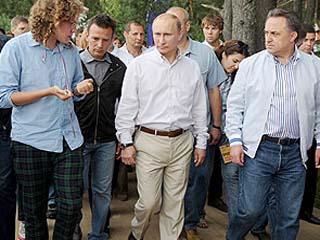 Путин ответил на вопросы "Селигера"