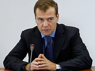 Медведев готовит "большие проекты"