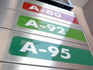 Весь август месяц цены на бензин в Хакасии будут стабильными