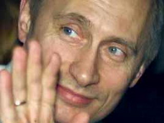 Путин отметит день рождения в кругу именитых писателей