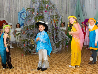 В детской библиотеке Саяногорска стартует неделя новогодних утренников