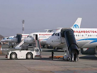 Личность погибшего в шасси самолета "Владивосток-Авиа" установлена 