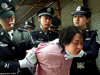 Китайский студент зарезал соседа за громкий храп
