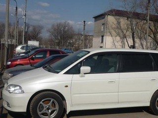 В Хакасии объявлены в розыск два угнанных авто