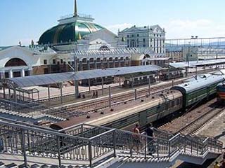 ЖД вокзал Красноярска оцеплен из-за угрозы взрыва