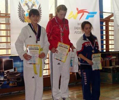 Анастасия Попович завоевала "серебро" на Первенстве СФО по тхэквондо