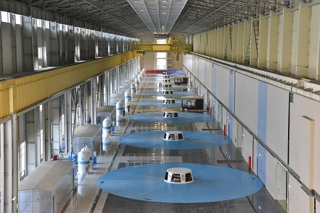 На Богучанской ГЭС закончили отделку машинного зала