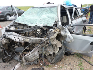 На трассе в Хакасии в страшном ДТП погибли двое (фото)