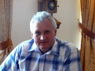 Владимир Ромашов получил удостоверение депутата Верховного Совета Хакасии