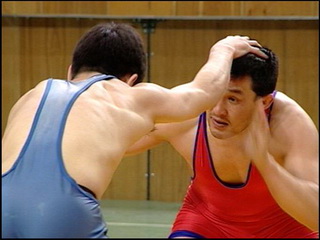Хакасский борец взял «серебро» на международном турнире в Казахстане