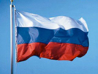 В России хотят изменить цвета флага