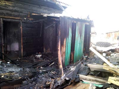 В Хакасии во время пожара погибли мать и двое детей