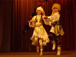 Дети из Хакасии в финале фестиваля "Таланты и поклонники"