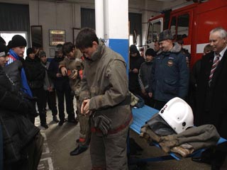 Будущих хакасских пожарных проверили на профпригодность (фото)