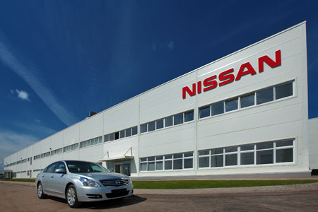 Производство автомобилей Nissan могут приостановить из-за кризиса в России