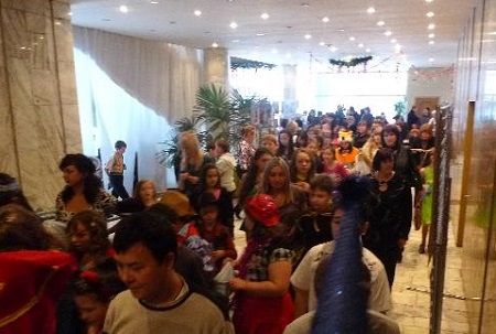 Правительственную елку посетили 600 детей со всей Хакасии