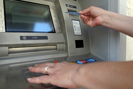 В России банкоматы больше не смогут выдавать мелкие купюры