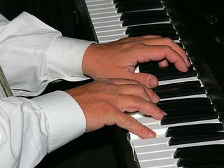  Пианист Денис Приходько даст концерт в Абакане