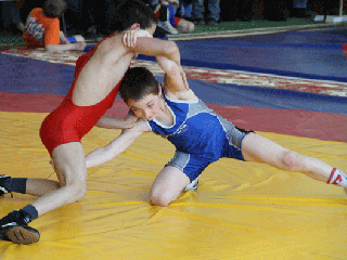 В Аскизе открылся юношеский турнир по вольной борьбе (фото)