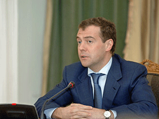 Медведев не исключает, что пойдет на второй президентский срок