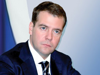 Медведев прояснил свои взаимоотношения с Путиным