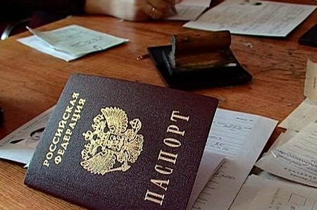 В Хакасии женщина незаконно прописала в своем доме почти полсотни иностранцев
