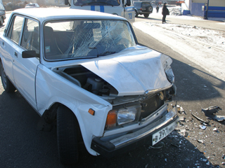 За сутки на дорогах Хакасии пострадали два человека