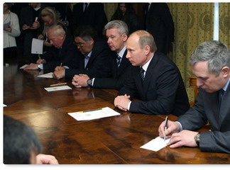Путин провел встречу с губернаторами регионов Сибири