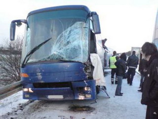 Четыре пассажира автобуса погибли в ДТП в Красноярском крае