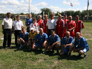 Руководители Усть-Абаканского района сыграли в футбол 