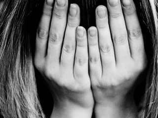 Житель Тувы полгода насиловал несовершеннолетнюю девочку